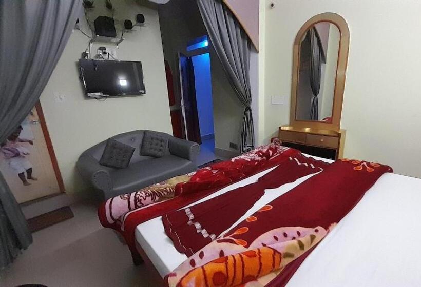 バルコニー付きデラックスルーム, Sawpanlok Residential