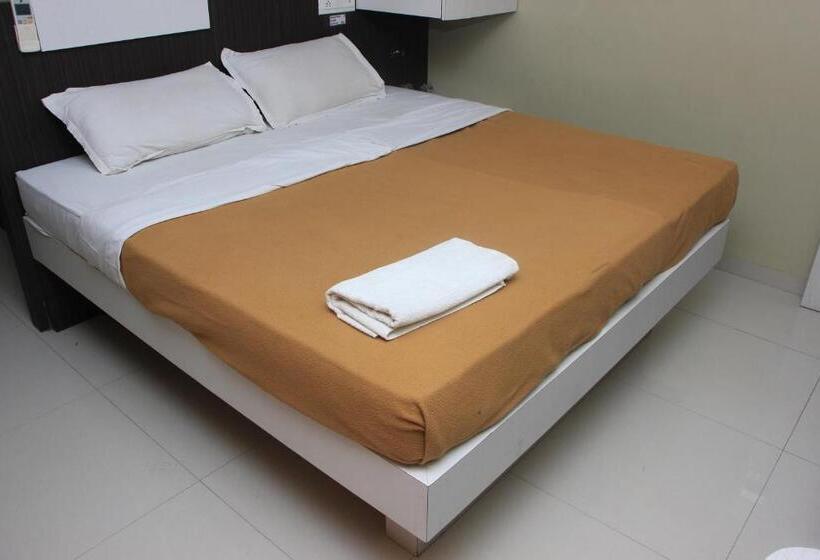 豪华房间, Sham Suman, Kolhapur  Opposite To Mahalaxmi Temple