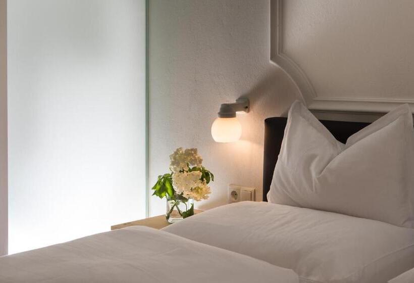 Номер Стандарт, Spanglwirt