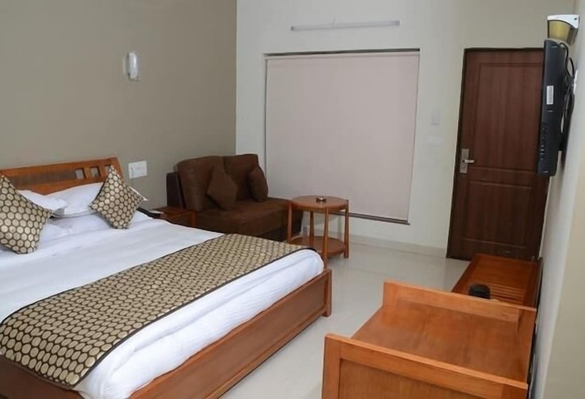 Quarto Executivo, Krishna Park Resort