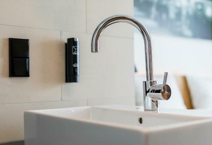 Люкс, Mk | Hotel Rüsselsheim