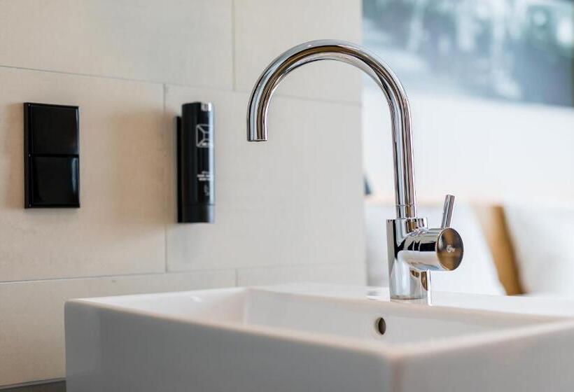 Номер Стандарт, Mk | Hotel Rüsselsheim