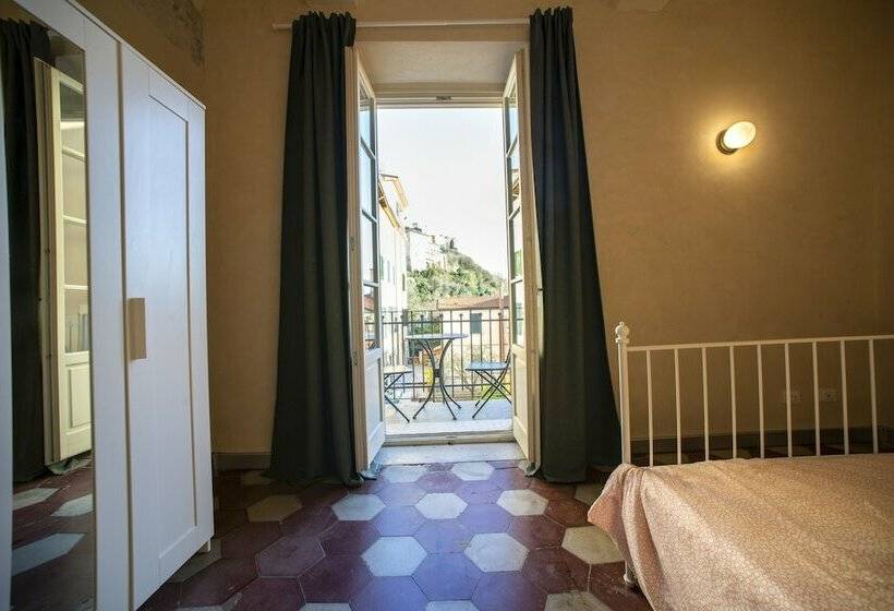 带共用浴室的标准房间, Ostello Palazzo Nizza