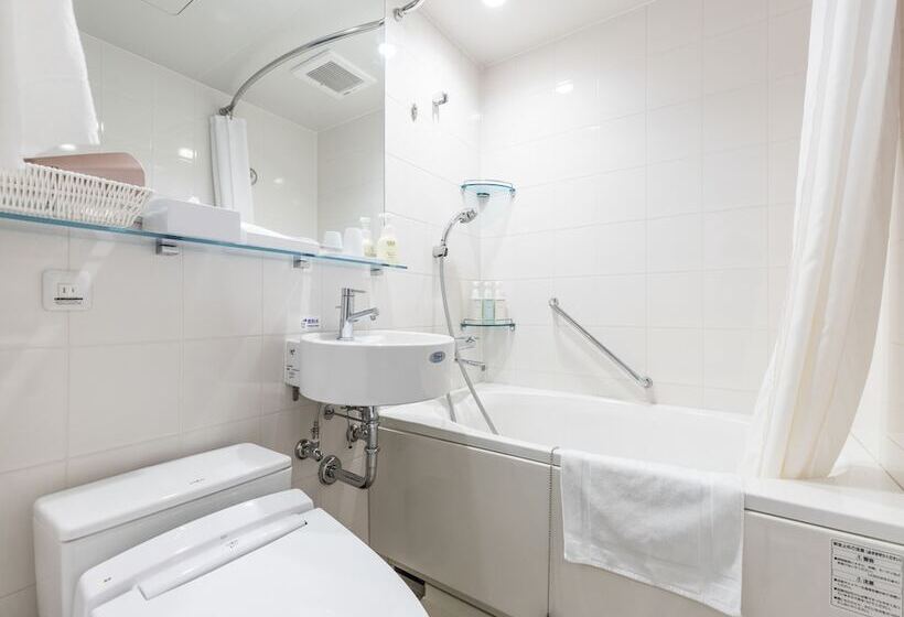 غرفة قياسية ثلاثية, Kumano No Yado Umihikari