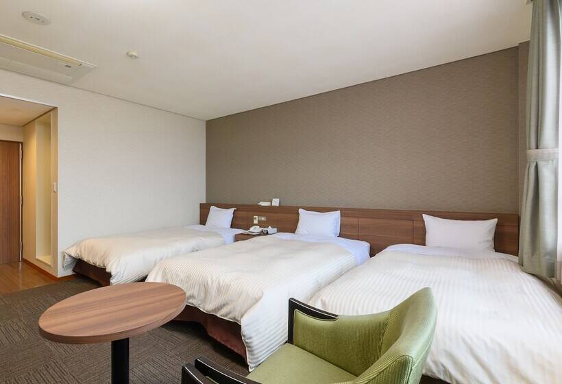 غرفة قياسية ثلاثية, Kumano No Yado Umihikari