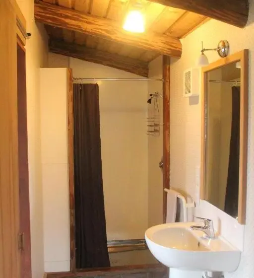 اتاق استاندارد, Barnyard Backpackers Te Anau