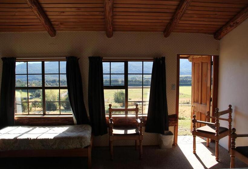 스탠다드 룸, Barnyard Backpackers Te Anau
