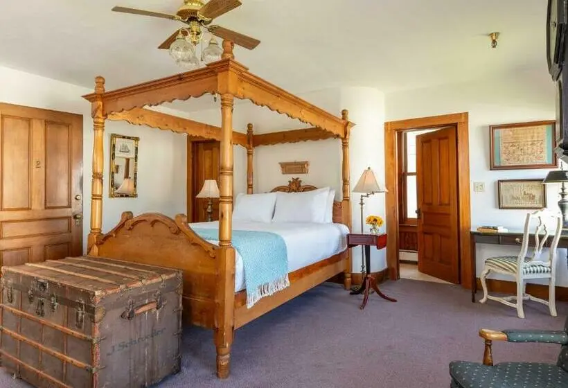 スタンダードルーム, Old Stagecoach Inn