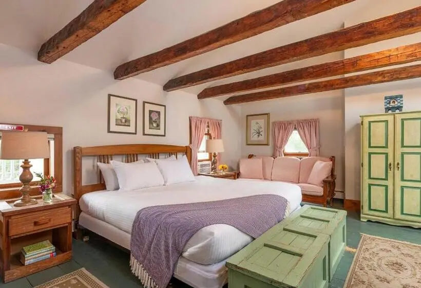 キングサイズベッドのデラックススイート, Old Stagecoach Inn