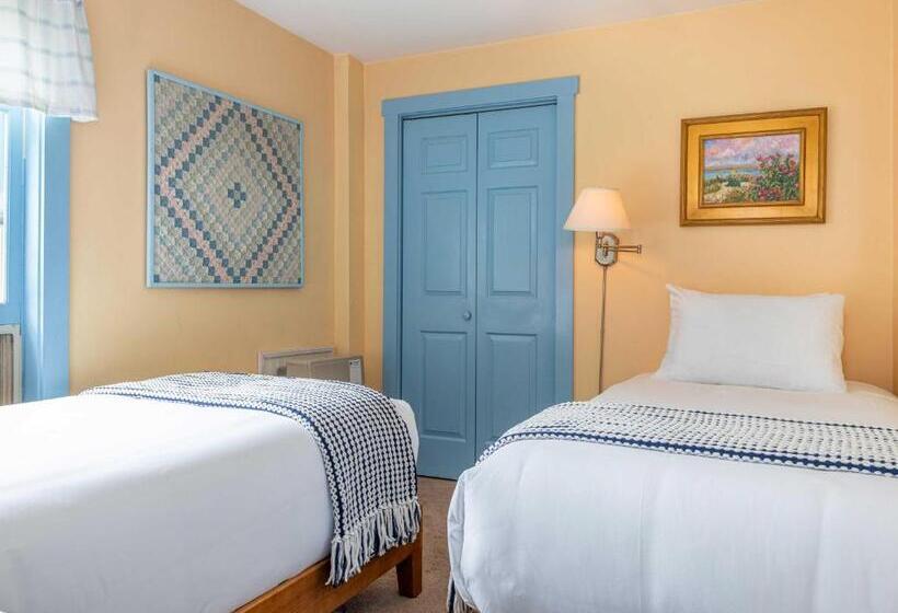 Студия Deluxe, Old Stagecoach Inn