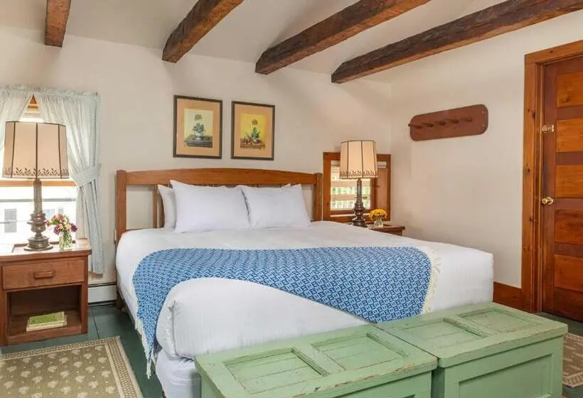 キングサイズベッドのデラックススイート, Old Stagecoach Inn