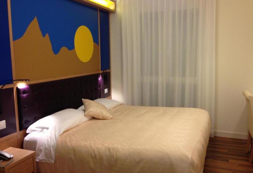 חדר סופריור, Desiderio