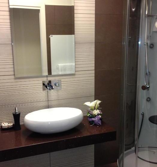 חדר סופריור, Desiderio