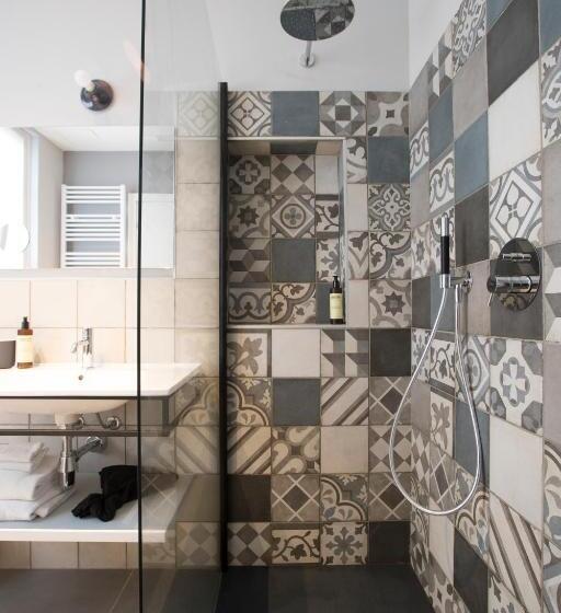 スーペリアールーム, Mathis