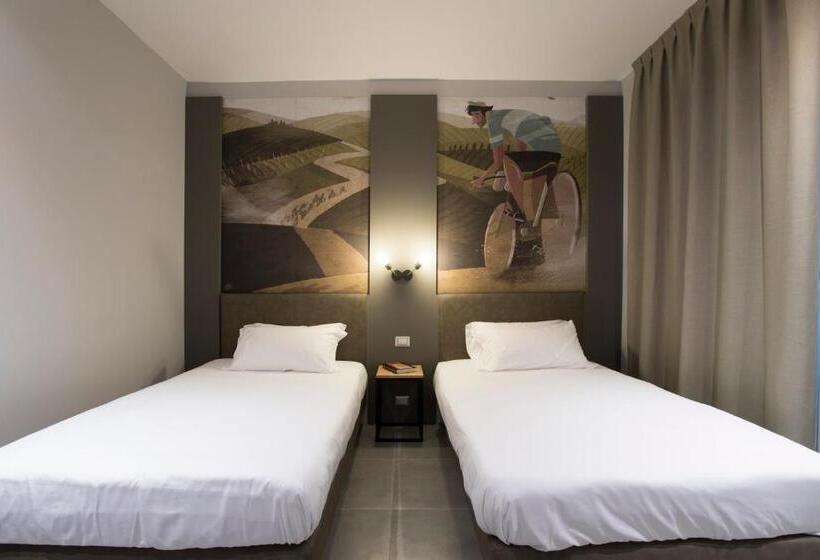 スーペリアールーム, Mathis