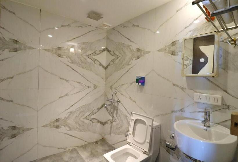 كوخ قياسي, The Grand Legacy Resort & Spa   Tgl   Pure Vegetarian Mahabaleshwar