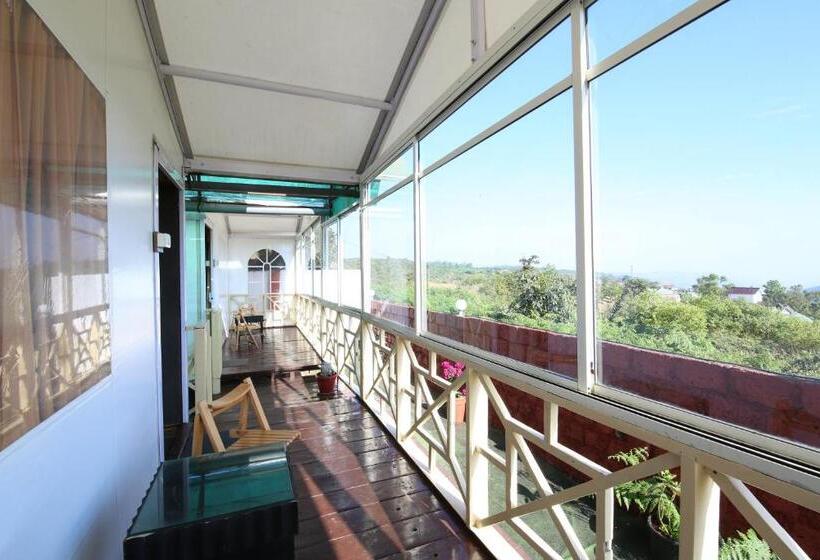 كوخ قياسي, The Grand Legacy Resort & Spa   Tgl   Pure Vegetarian Mahabaleshwar