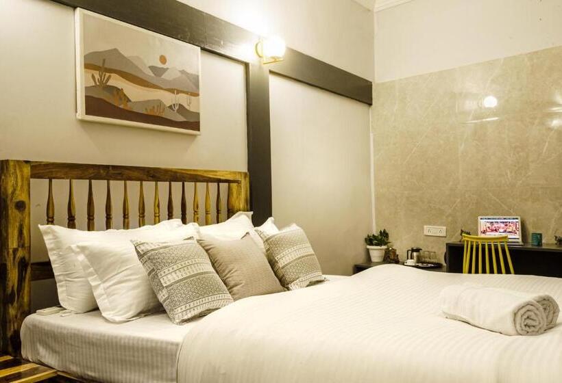 جناح سوبيريور, Zostel Pushkar