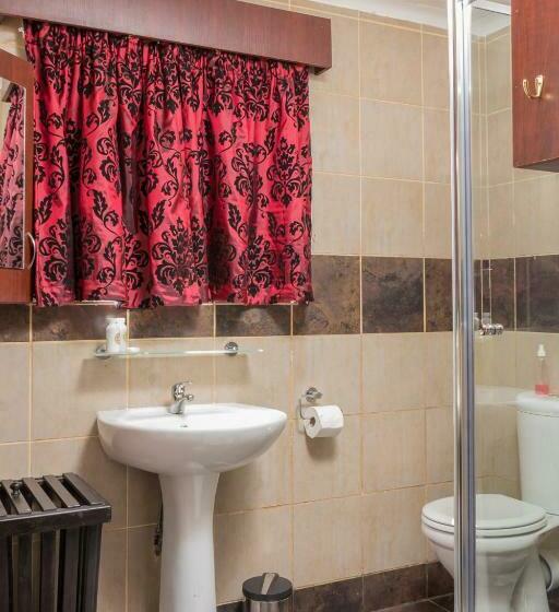 Standard-huone Allasnäkymä, El Gran Chaparral Guest House