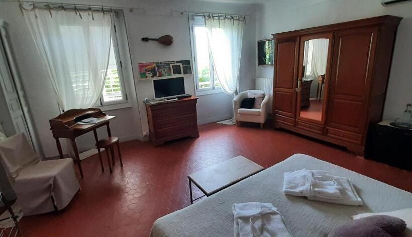 스탠다드 룸, Bed And Breakfast La Grande Lauzade