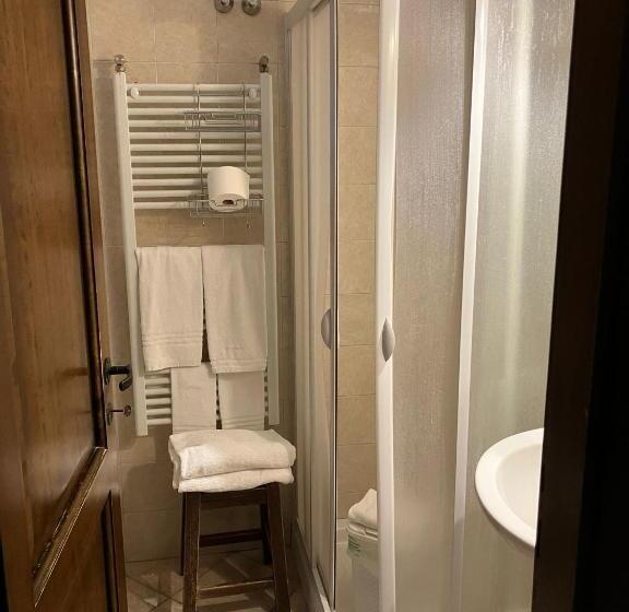 اتاق استاندارد, Le Cese