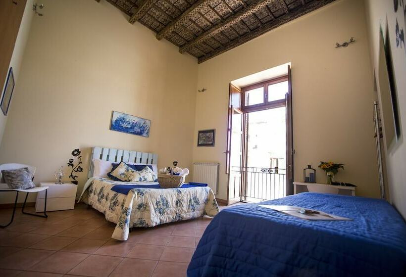 اتاق رمانتیک, Palazzo Vatticani