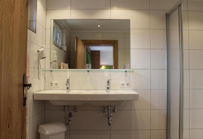 Номер Стандарт Трехместный, Pension Sonnenheim