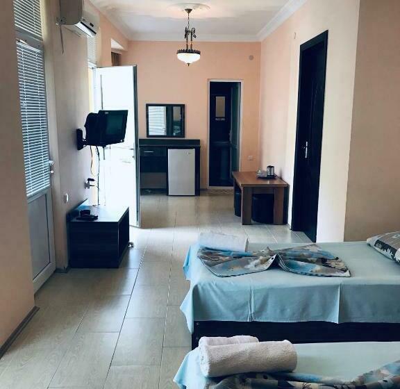 经济型三人房间, Costa Rica