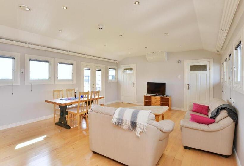 带1个卧室的豪华公寓, Elton