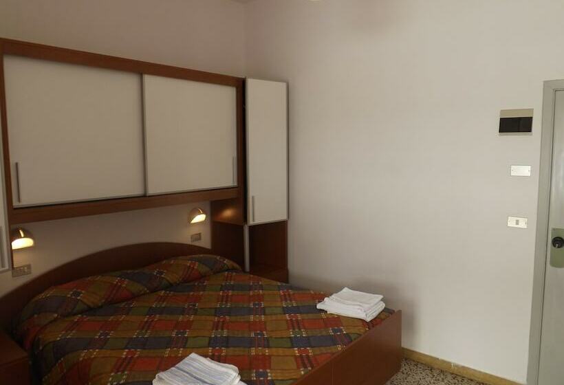 スタンダードルーム, La Vela