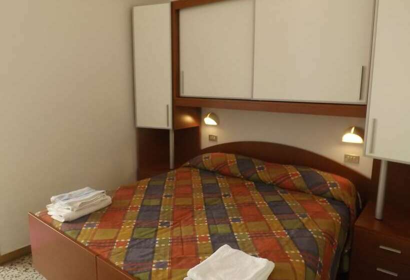 スタンダードルーム, La Vela