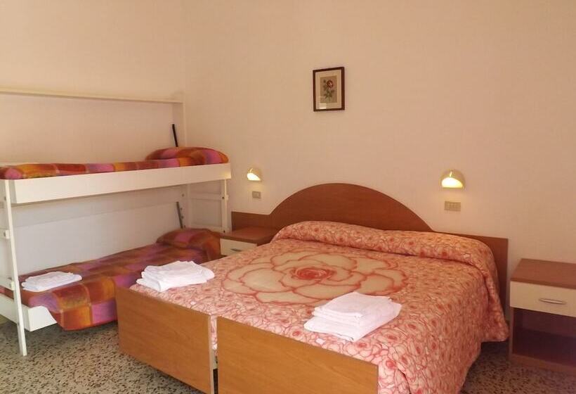 スタンダードトリプルルーム, La Vela