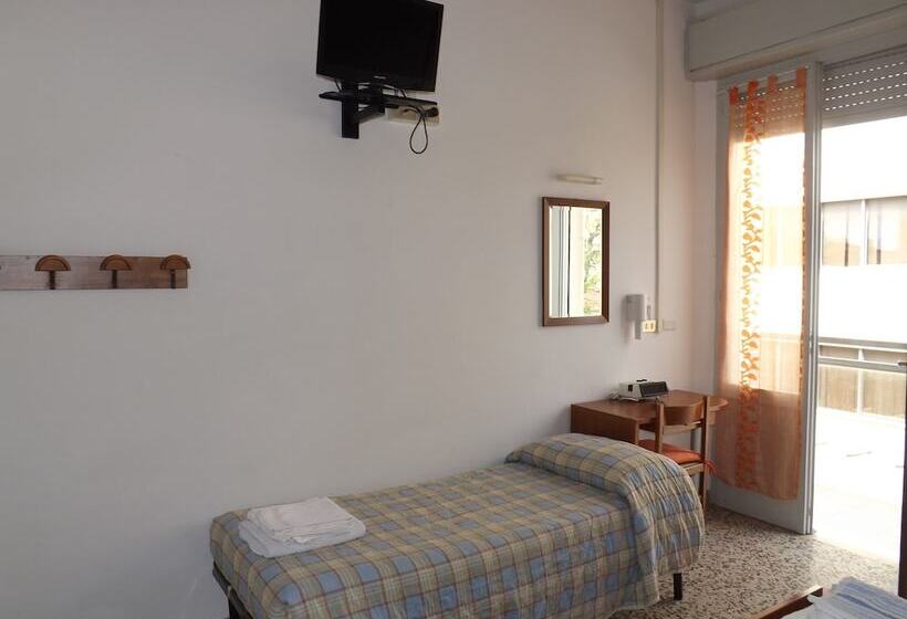 スタンダードトリプルルーム, La Vela