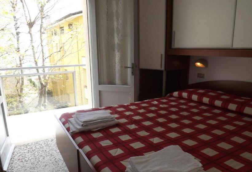 スタンダードルーム, La Vela