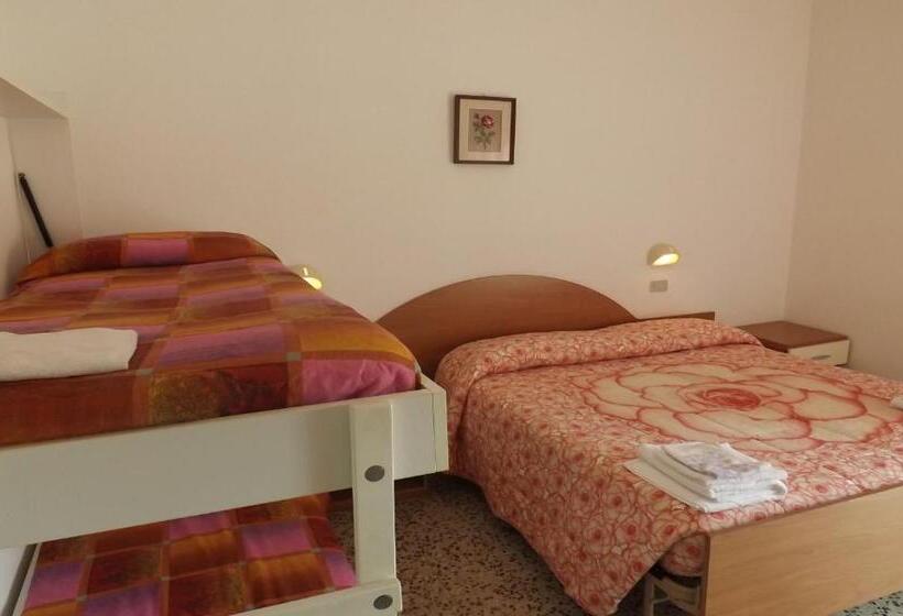 ファミリールーム, La Vela