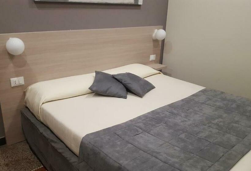 Номер Стандарт, Ristorante Milton