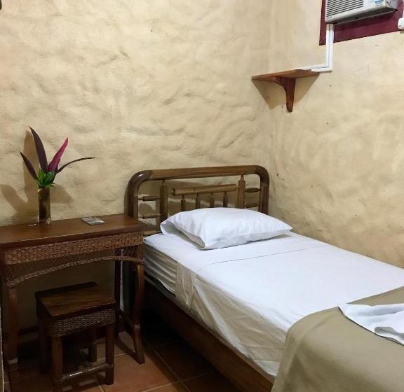 اتاق عادی یک تخته, La Palapa Hut Nature Hostel