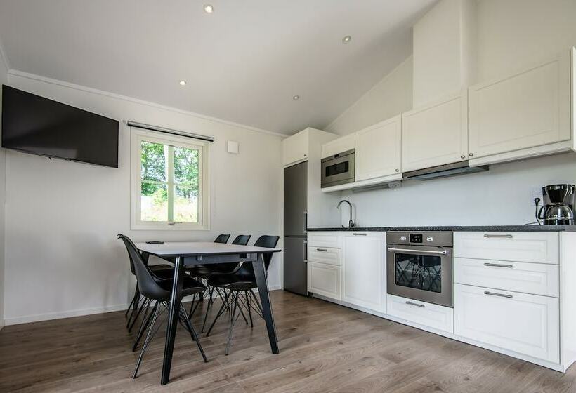 בקתה, Halens Camping Och Stugby