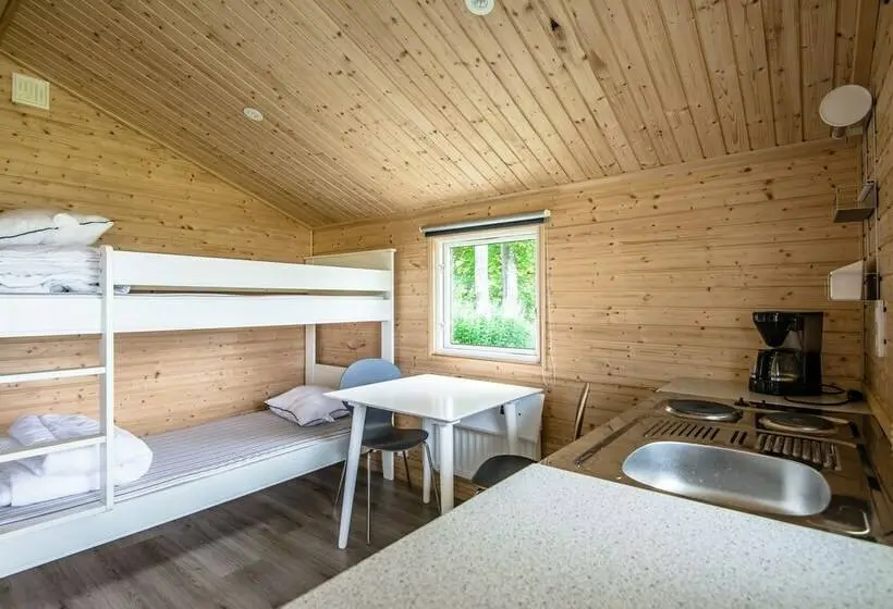 キャビン, Halens Camping Och Stugby