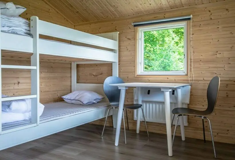 キャビン, Halens Camping Och Stugby