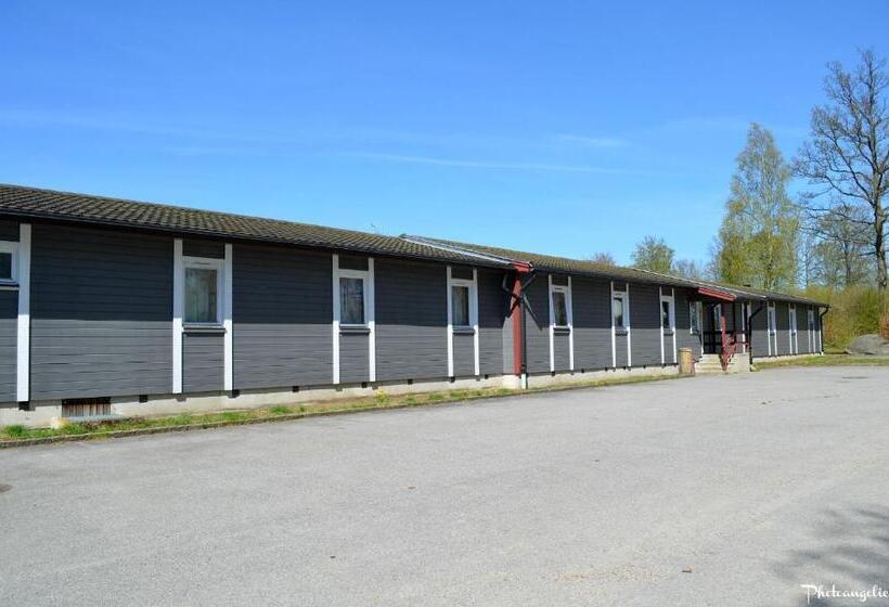 Номер Стандарт Четырехместный Совместный Санузел, Halens Camping Och Stugby