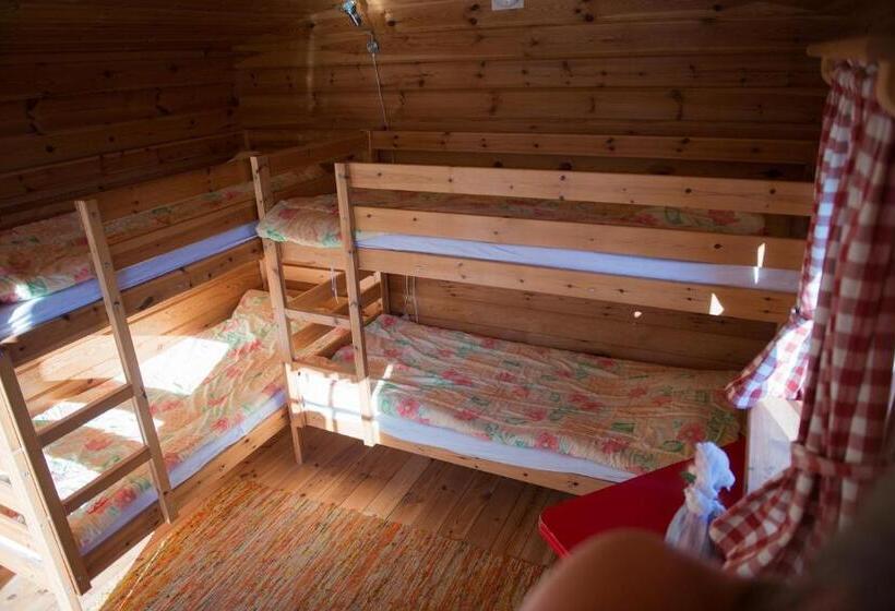 בקתה, Halens Camping Och Stugby