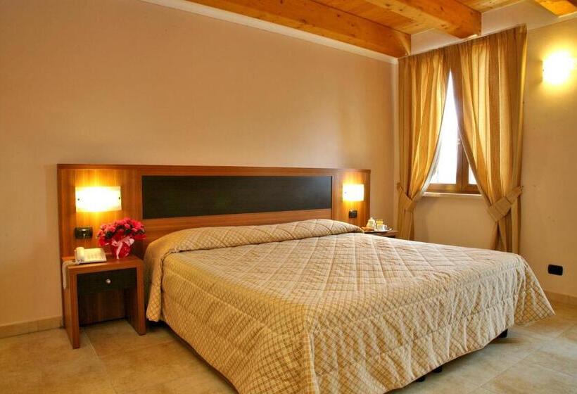 스탠다드 룸, La Zerla