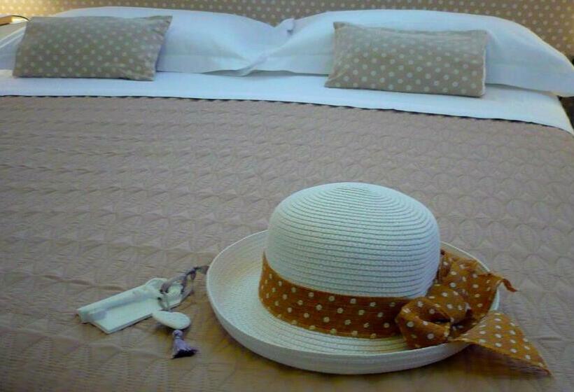 Апартаменты 1 Спальня Нижний Этаж, Molo Di Levante Rent Apartment