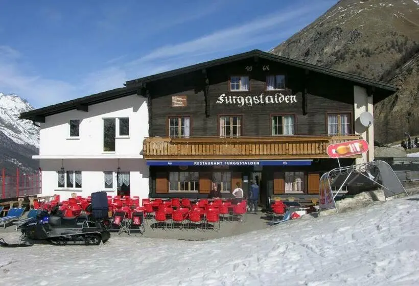 バスルーム共有のトリプルスタンダード, Berghotel Furggstalden
