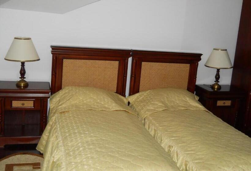 Номер Стандарт, Casa Domneasca