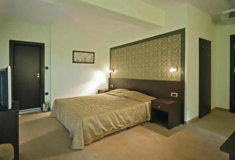 2 Bedroom Suite with Balcony, Dukov