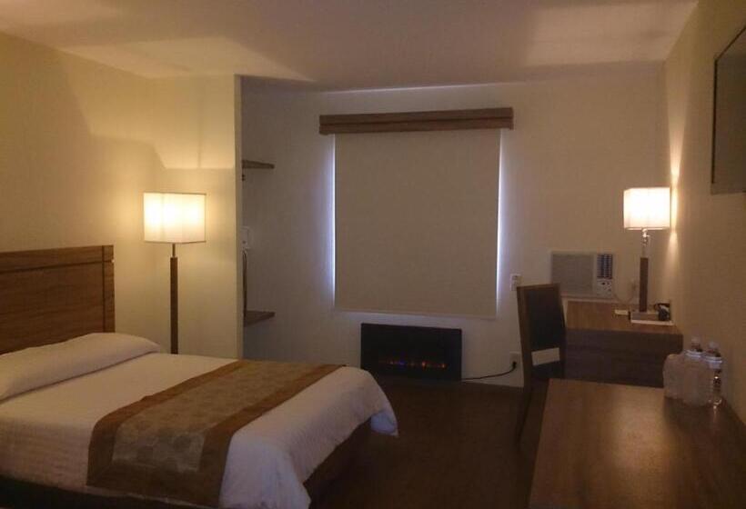 Номер Стандарт 2 Двуспальные Кровати, Oliver Inn Business Class