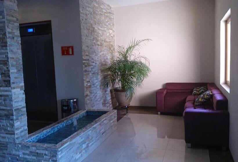 Номер Стандарт 2 Двуспальные Кровати, Oliver Inn Business Class