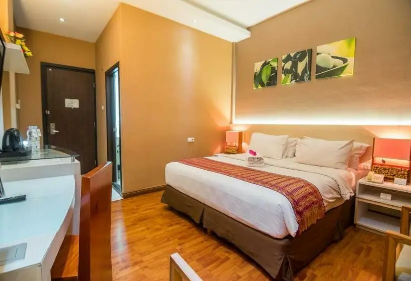 Deluxe-huone, Oxville